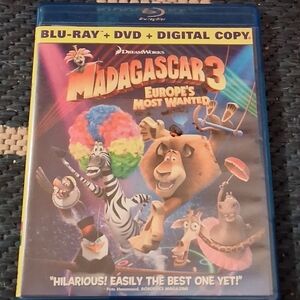 DreamWorks MADAGASCAR 3 Europe's Most Wanted on BLU-RAY + DVD + DIGITAL COPY